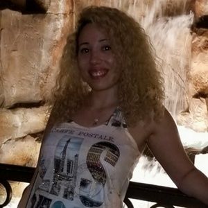 Meet your Posher, Samiha